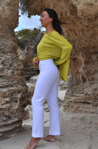 White stretchy pants for yoga. Yoga cotton pants. Stretchy pants. Yoga pants Australia.